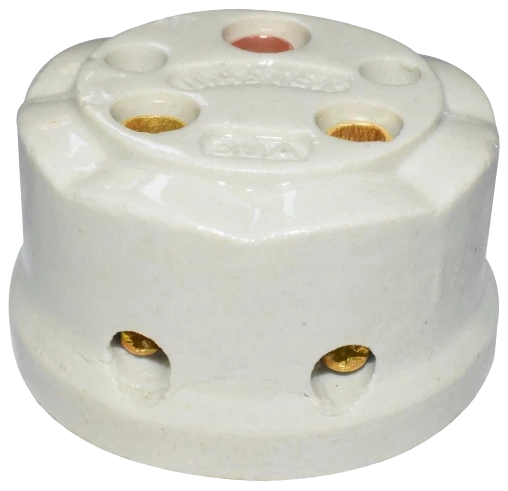 3-Pin Socket Full Porcelain 30A